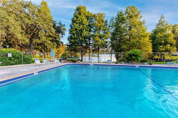 Property Slideshow image 3 of 47 | 2561 royal pines cir # 14h, Clearwater, FL, 33763