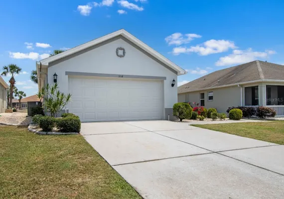 Property Slideshow image 2 of 52 | 1112 jasmine creek ct, Sun City Center, FL, 33573