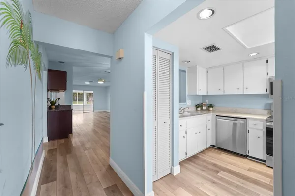 Property Slideshow image 3 of 56 | 3351 stonehaven ct c, Palm Harbor, FL, 34684