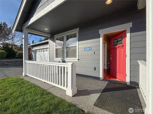 Property Slideshow image 2 of 38 | 4541 broadway st, Mount Vernon, WA, 98274