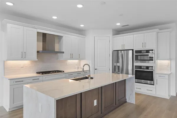 Property Slideshow image 3 of 55 | 18373 rockport pl, Lakewood Ranch, FL, 34211