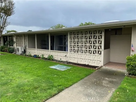 Property Slideshow image 2 of 31 | 1640 glenview rd # m12-76i, Seal Beach, CA, 90740