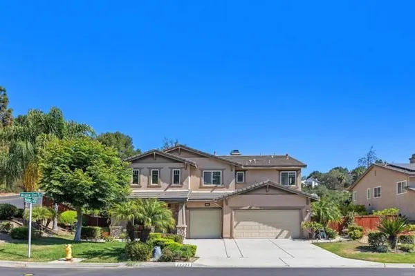 Property Slideshow image 2 of 41 | 28292 meadow glen way, Escondido, CA, 92026