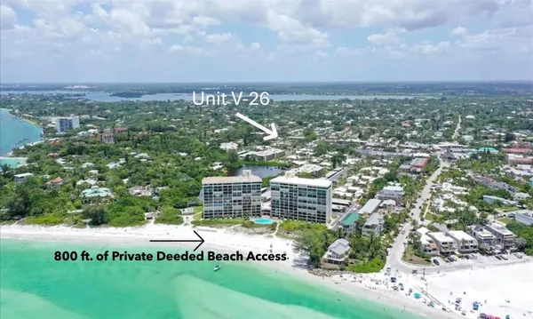 Property Slideshow image 2 of 38 | 237 hourglass way # v6, Sarasota, FL, 34242