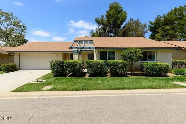 Property Slideshow image 3 of 40 | 23115 village 23 23, Camarillo, CA, 93012
