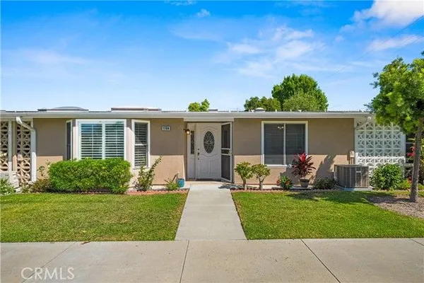 Property Slideshow image 3 of 59 | 1560 homewood rd 114b, Seal Beach, CA, 90740