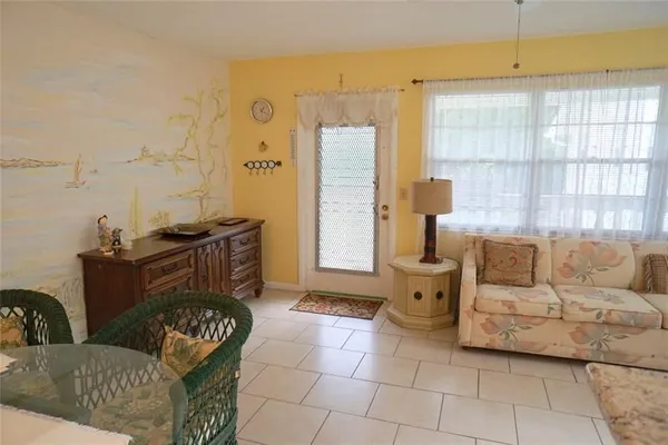 Property Slideshow image 2 of 37 | 105 prescott e unit e, Deerfield Beach, FL, 33442