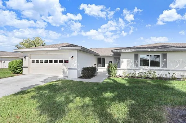 Property Slideshow image 3 of 49 | 2306 lancaster dr 2306, Sun City Center, FL, 33573