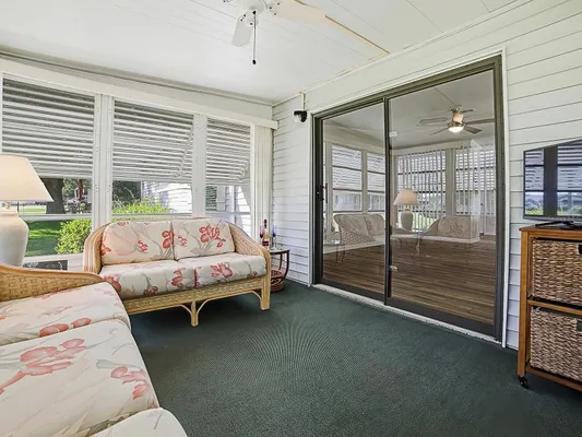 Property Slideshow image 3 of 31 | 25143 barrow hl, Leesburg, FL, 34748