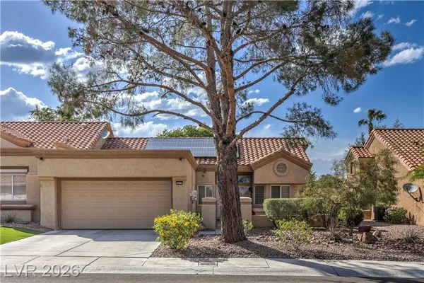 Property Slideshow image 2 of 75 | 2637 showcase dr, Las Vegas, NV, 89134