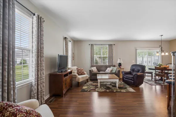 Property Slideshow image 2 of 21 | 1769 hannah ln, Hampshire, IL, 60140