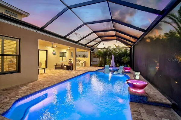 Property Slideshow image 2 of 48 | 4966 kiva cir, Bradenton, FL, 34211