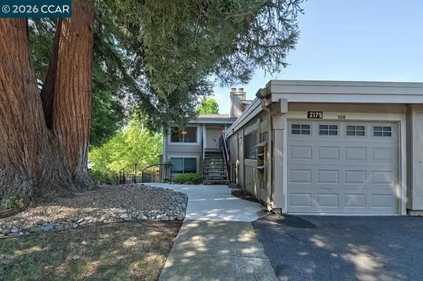 Property Slideshow image 2 of 53 | 2175 cactus ct 1, Walnut Creek, CA, 94595