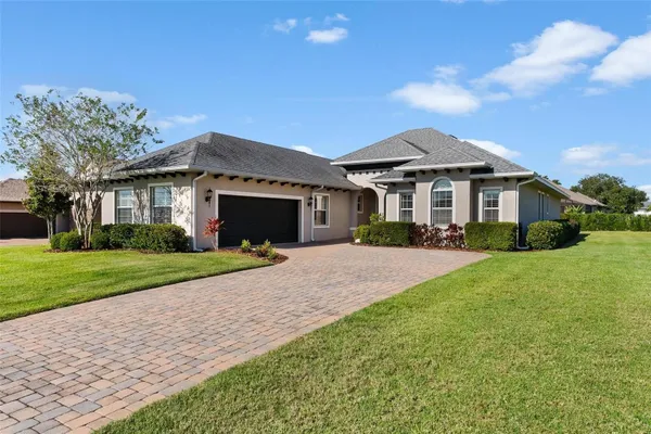 Property Slideshow image 3 of 46 | 39517 hillrise ln, Lady Lake, FL, 32159