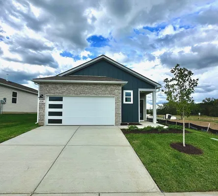 Property Slideshow image 2 of 53 | 2036 skippack pvt cir, Gallatin, TN, 37066