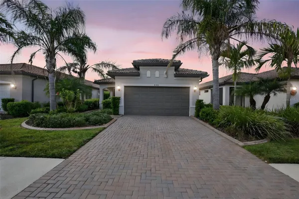 Property Slideshow image 2 of 63 | 2525 daisy dr, North Port, FL, 34289