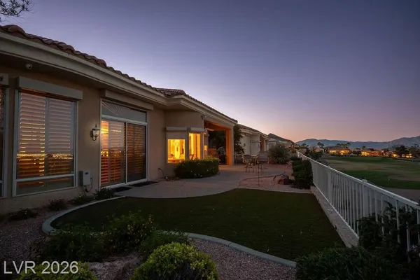 Property Slideshow image 3 of 70 | 2240 hot oak ridge st, Las Vegas, NV, 89134