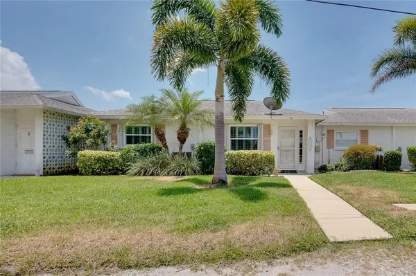 Property Slideshow image 2 of 79 | 112 the corso 112, Venice, FL, 34285
