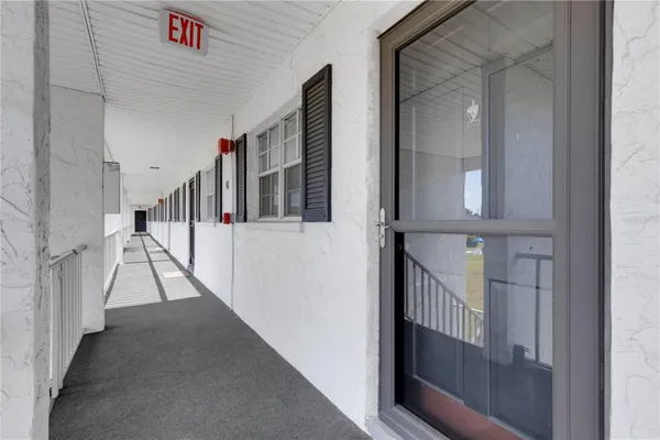 Property Slideshow image 3 of 29 | 105 47th avenue dr 376, Bradenton, FL, 34207