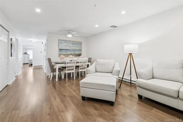 Property Slideshow image 3 of 28 | 201 bentley ct, Smithtown, NY, 11780