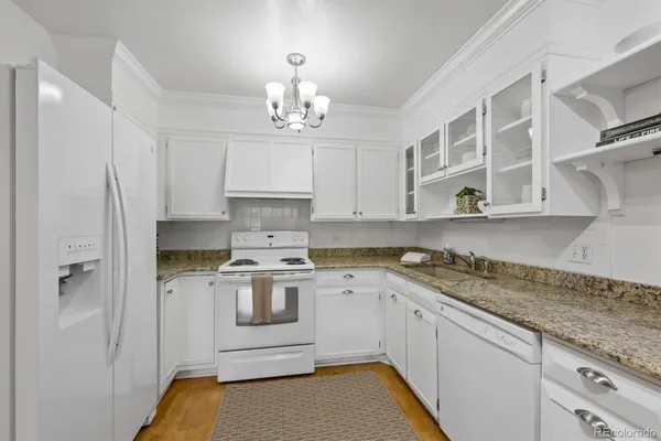 Property Slideshow image 3 of 32 | 755 s alton way 2a, Denver, CO, 80247