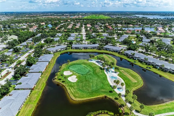 Property Slideshow image 3 of 43 | 6999 w country club dr 123, Sarasota, FL, 34243