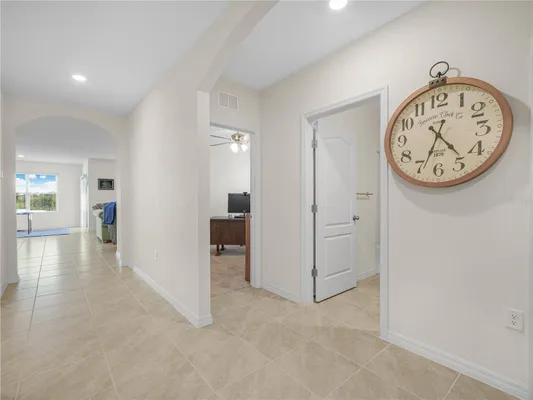 Property Slideshow image 2 of 26 | 2805 grandbury grove rd, Lakeland, FL, 33811