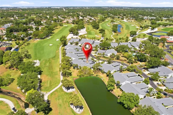 Property Slideshow image 3 of 47 | 5576 country club way 5576, Sarasota, FL, 34243