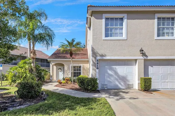 Property Slideshow image 3 of 42 | 5416 stoneybrook ln # 5416, Bradenton, FL, 34203