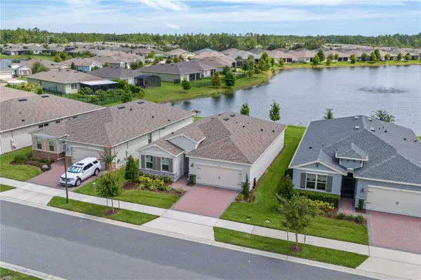 Property Slideshow image 2 of 42 | 17795 blazing star cir, Clermont, FL, 34714