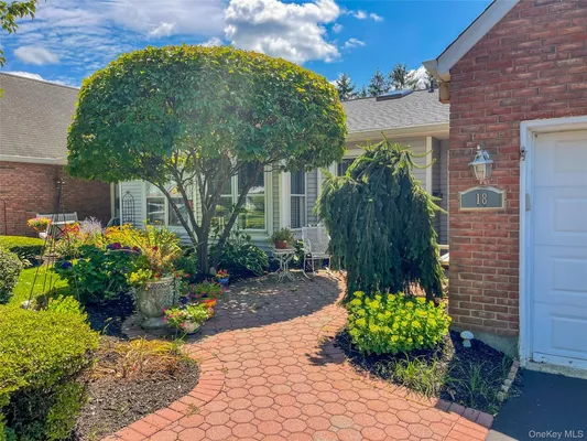 Property Slideshow image 2 of 3 | 18 chippendale dr, Brookhaven, NY, 11766