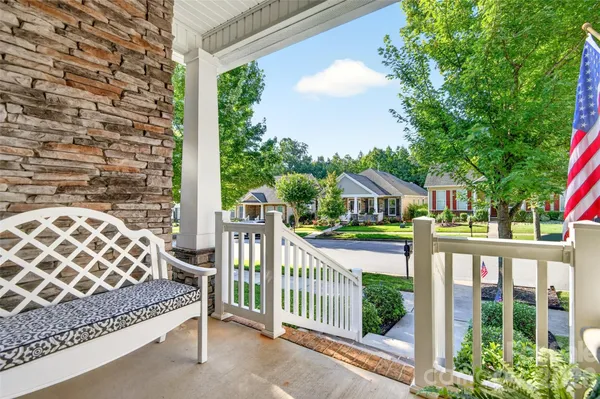 Property Slideshow image 3 of 44 | 18201 coulter pkwy, Cornelius, NC, 28031