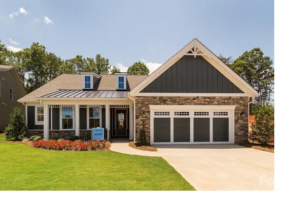 Property Slideshow image 2 of 17 | 8937 silver springs ct, Charlotte, NC, 28215