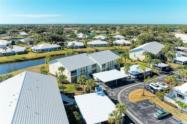 Property Slideshow image 2 of 93 | 446 cerromar rd unit 293, Venice, FL, 34293