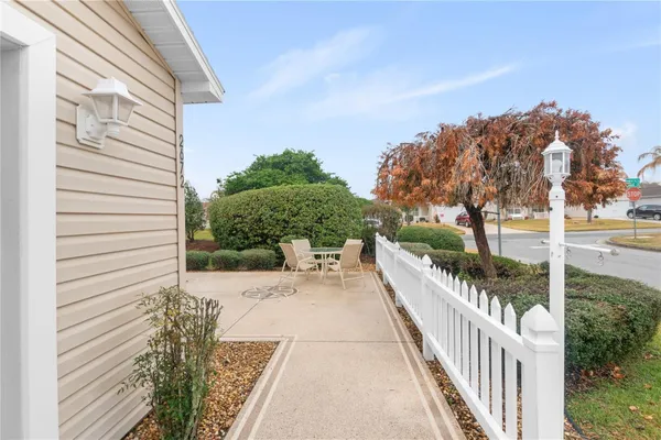 Property Slideshow image 3 of 32 | 2672 sandhill ct, The Villages, FL, 32162