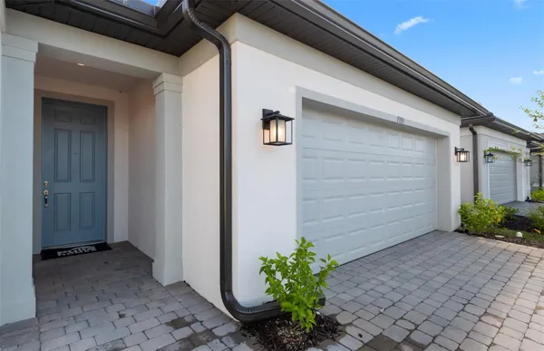 Property Slideshow image 2 of 27 | 4620 blue star ct, North Port, FL, 34289