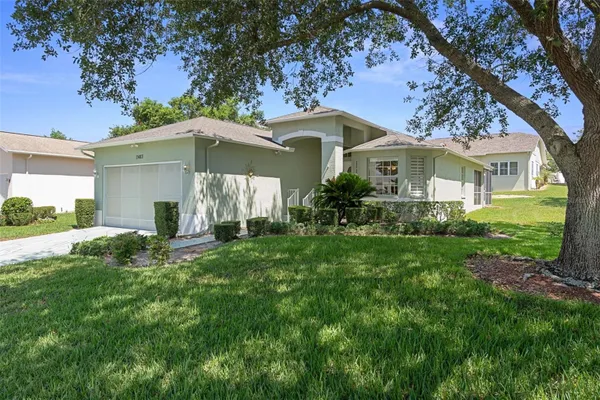 Property Slideshow image 2 of 90 | 7483 bridgewater ln, Spring Hill, FL, 34606