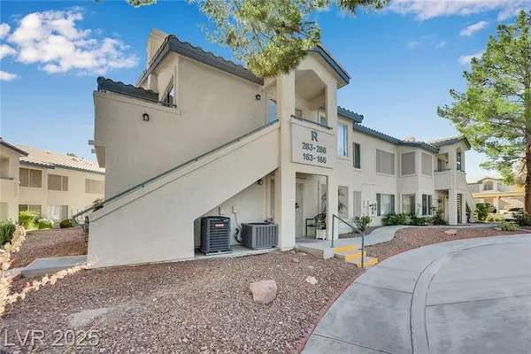 Property Slideshow image 3 of 29 | 3425 e russell rd 266, Las Vegas, NV, 89120