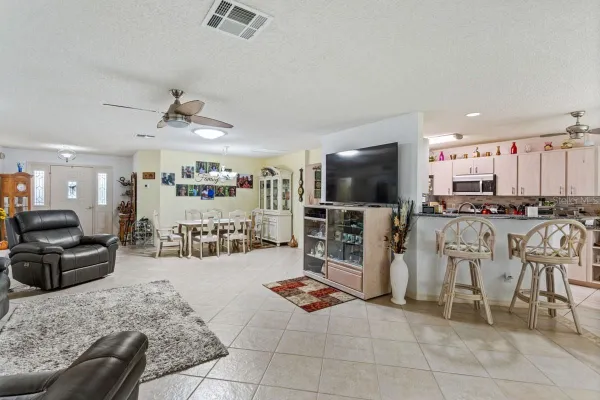 Property Slideshow image 3 of 16 | 9656 sw 93rd loop, Ocala, FL, 34481