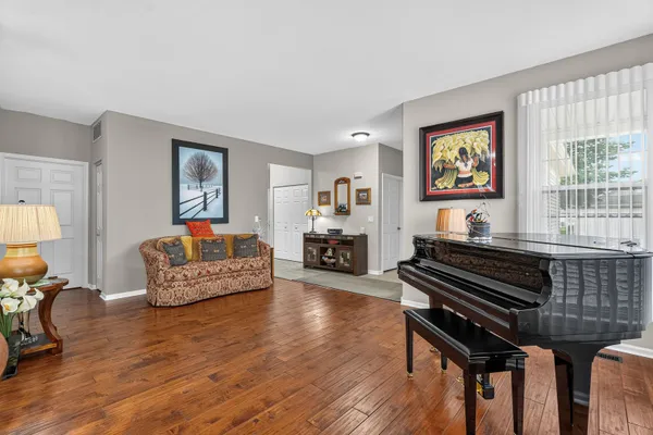 Property Slideshow image 2 of 42 | 21240 brush lake dr, Crest Hill, IL, 60403