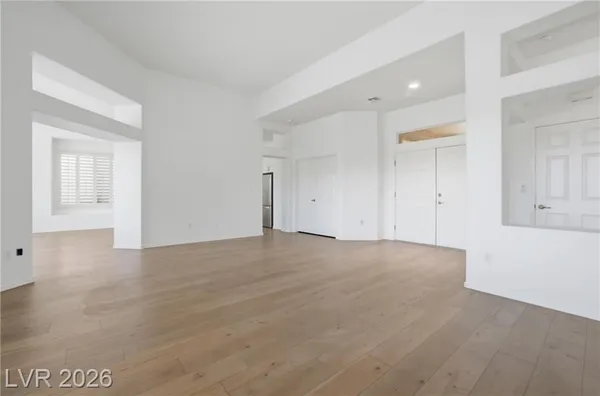 Property Slideshow image 2 of 31 | 511 eagle vista dr, Henderson, NV, 89012