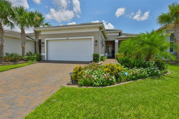 Property Slideshow image 2 of 41 | 4836 sevilla shores dr, Wimauma, FL, 33598