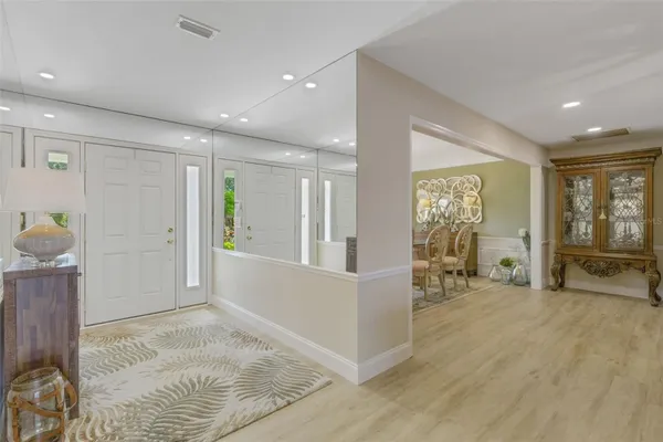 Property Slideshow image 3 of 78 | 5679 country lakes dr 7, Sarasota, FL, 34243