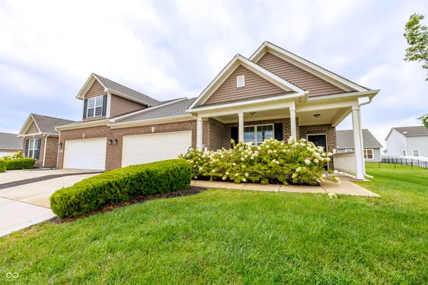 Property Slideshow image 2 of 70 | 8630 twain ln, Indianapolis, IN, 46239