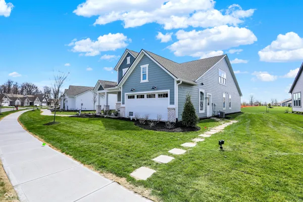 Property Slideshow image 2 of 43 | 19440 sumrall pl, Westfield, IN, 46074