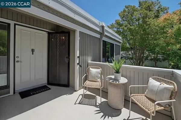 Property Slideshow image 2 of 51 | 1101 canyonwood ct 3, Walnut Creek, CA, 94595