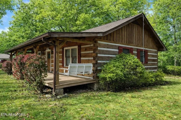Property Slideshow image 2 of 26 | 139 windsor rd, Crossville, TN, 38558
