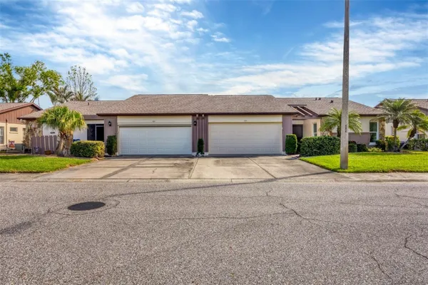 Property Slideshow image 3 of 44 | 618 deerwood ave, Englewood, FL, 34223