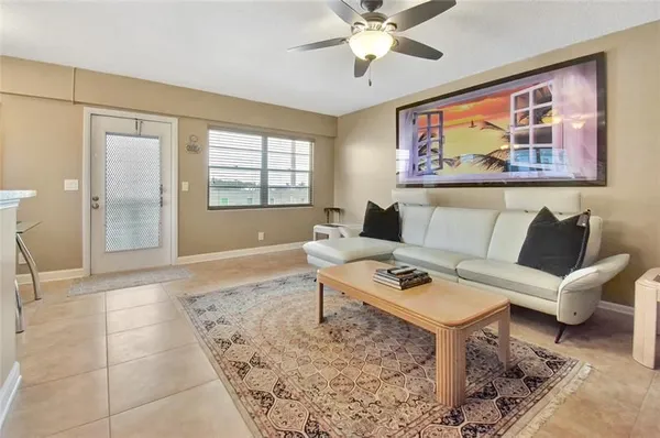 Property Slideshow image 3 of 26 | 33 fanshaw a # 33, Boca Raton, FL, 33434