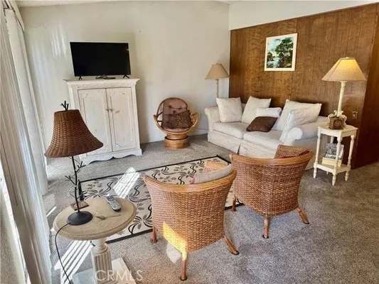 Property Slideshow image 2 of 11 | 425 avenida castilla #b b, Laguna Woods, CA, 92637